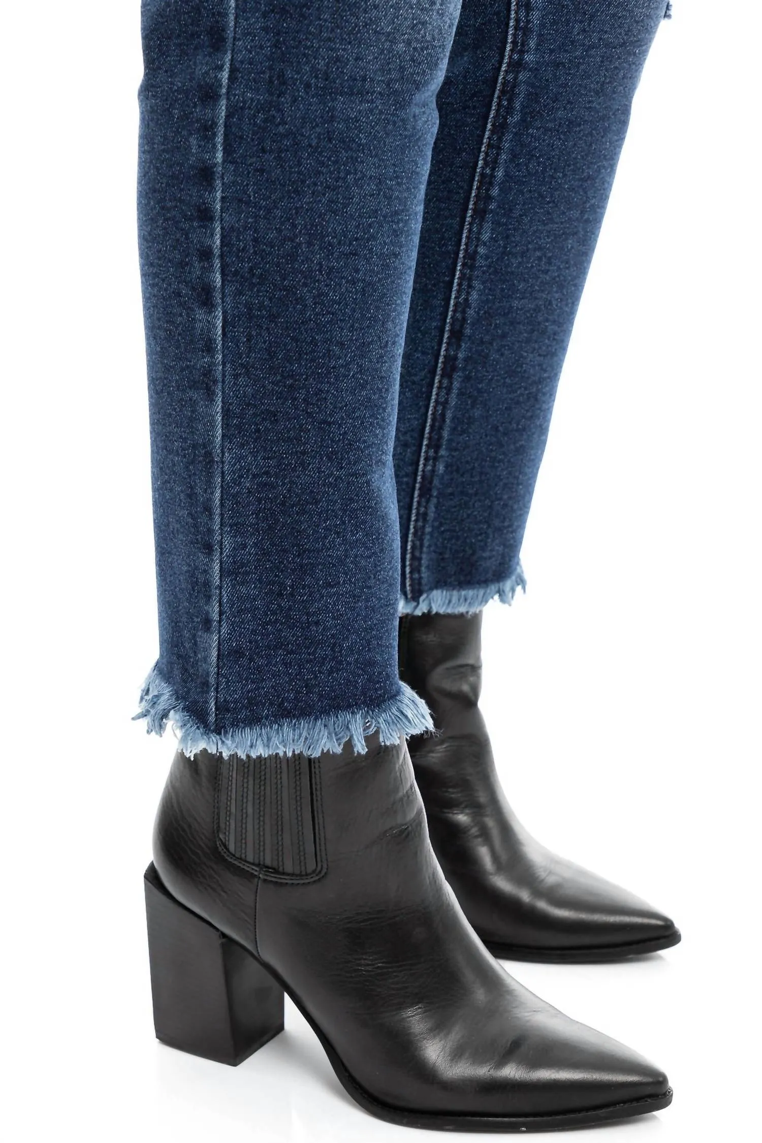 1822 Denim - Eco Mid-rise Slim Girlfriend Jeans