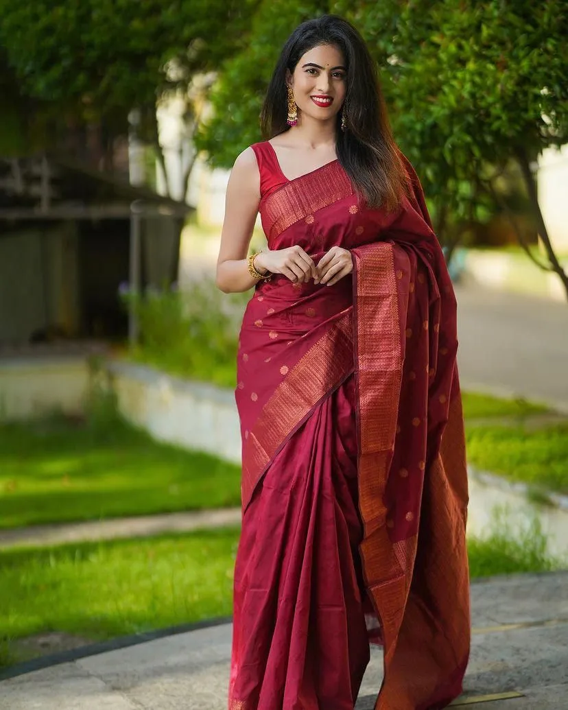 Deserving Maroon Soft Silk Saree With Elision Blouse Piece