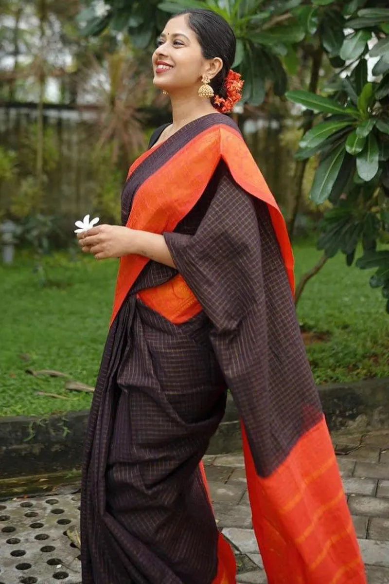 Desultory Black Soft Silk Saree With Fugacious Blouse Piece