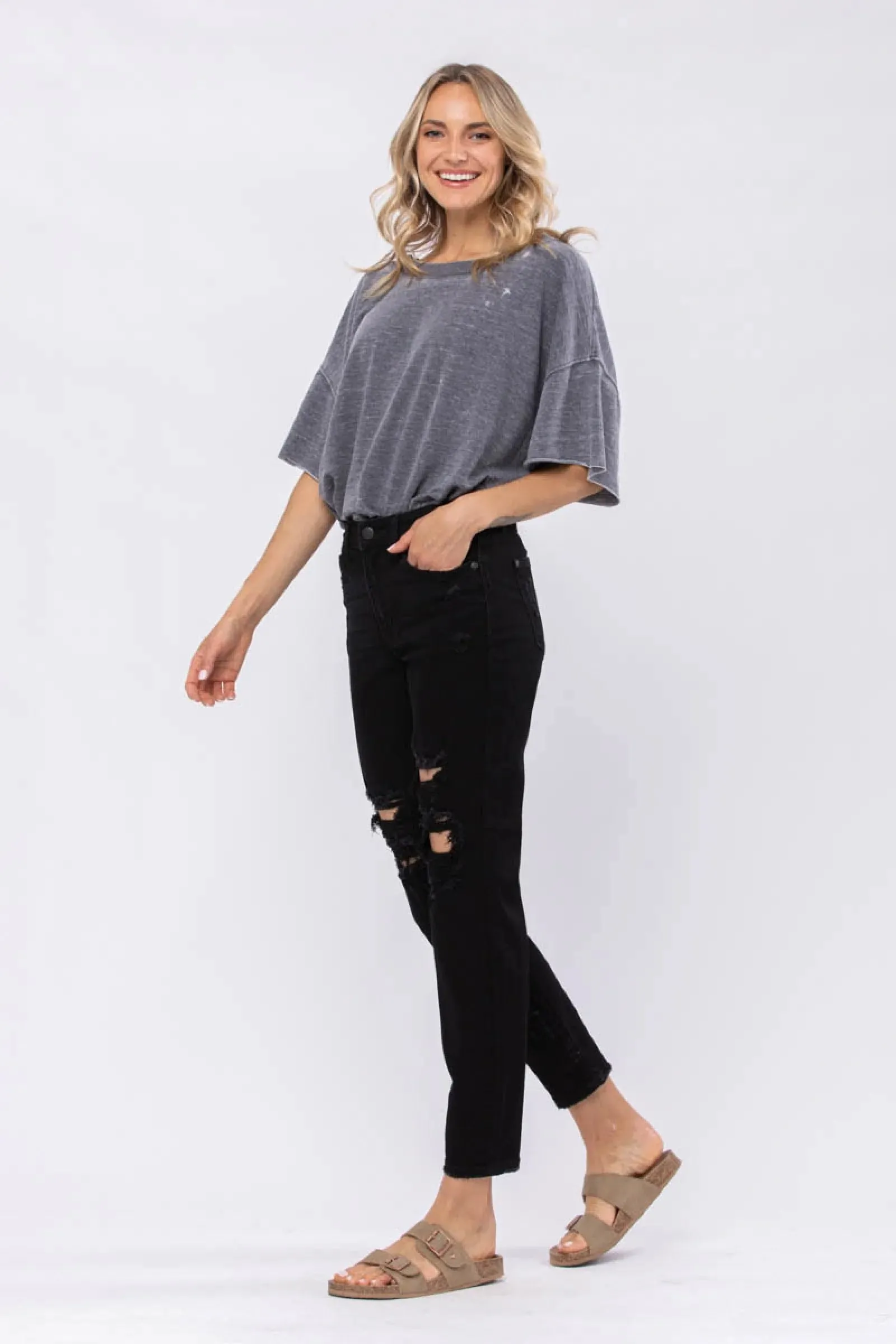 Judy Blue Distressed Boyfriend