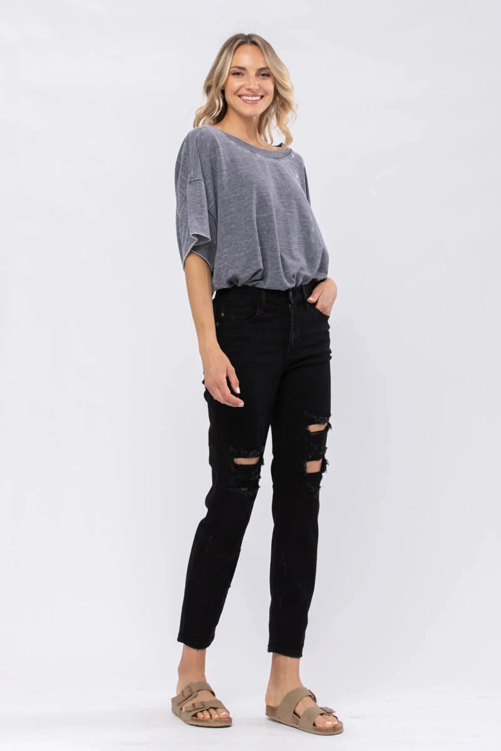 Judy Blue Distressed Boyfriend