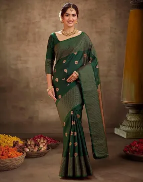 Tempting Dark Green Soft Silk Saree With Lissome Blouse Piece