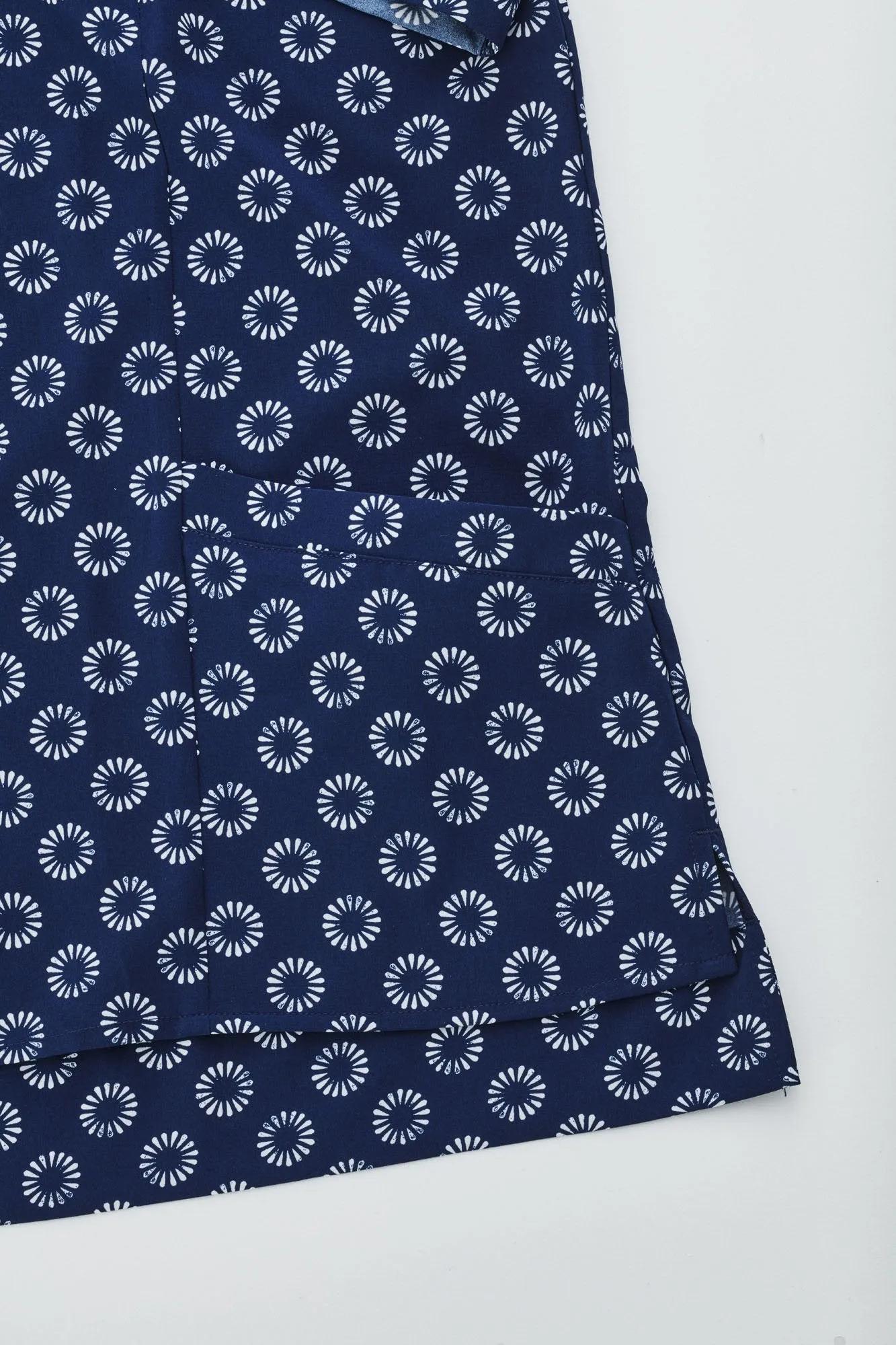Womens Easy Stretch Daisy Print Tunic