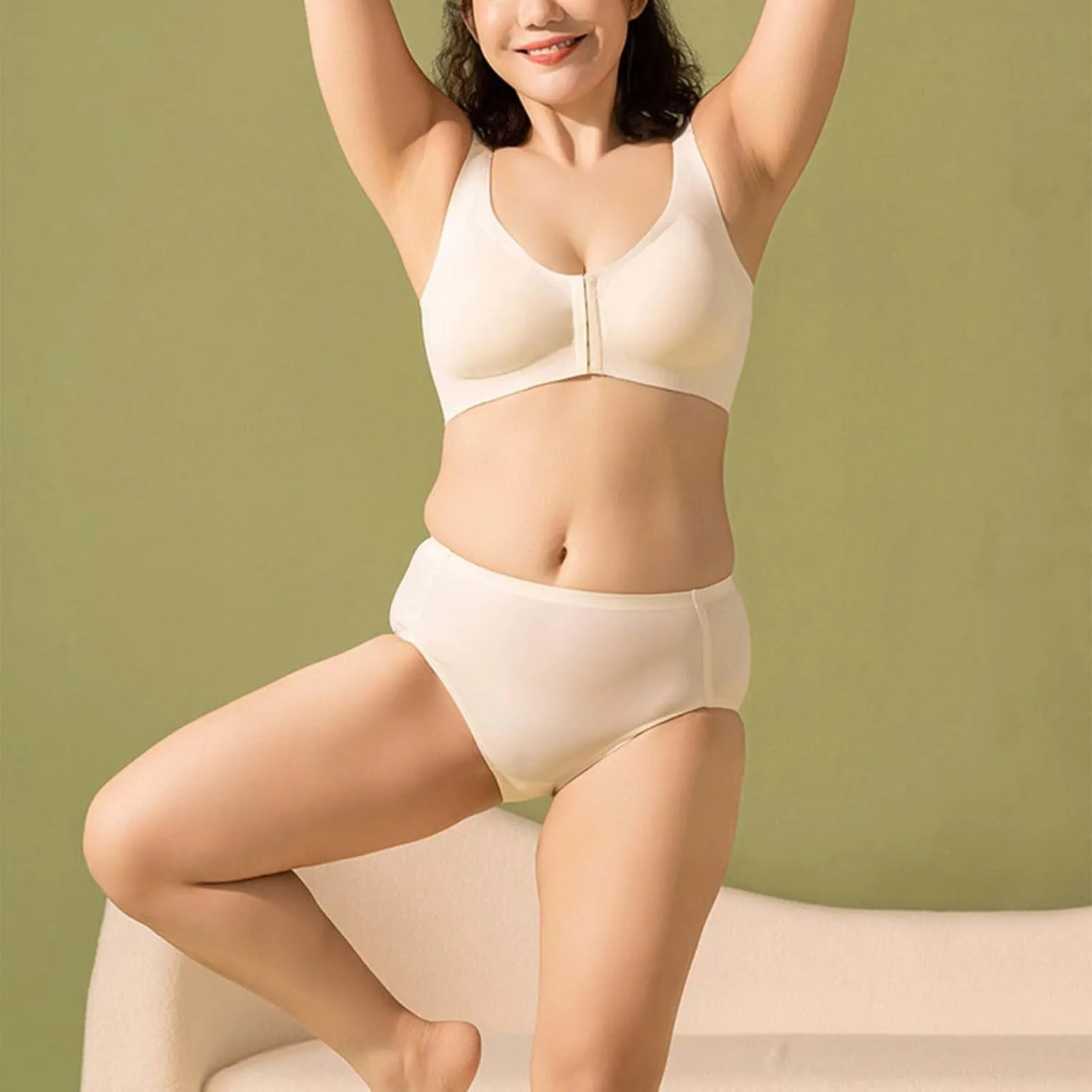 Women's Plus Size Wireless Bra with Front Closure Seamless Back Comfortable and Adjustable for Side Breast